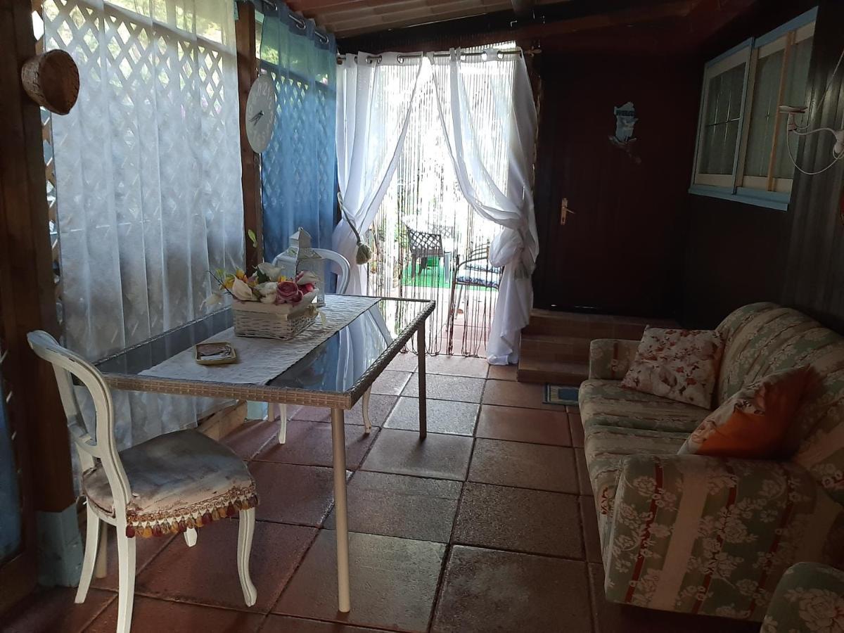 Tom E Jerry Bed & Breakfast Domus De Maria Luaran gambar