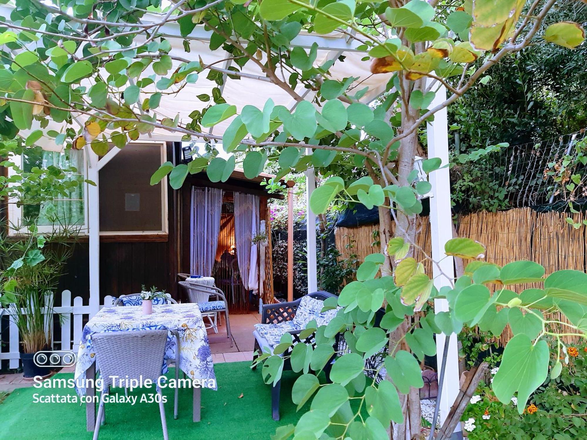Tom E Jerry Bed & Breakfast Domus De Maria Luaran gambar