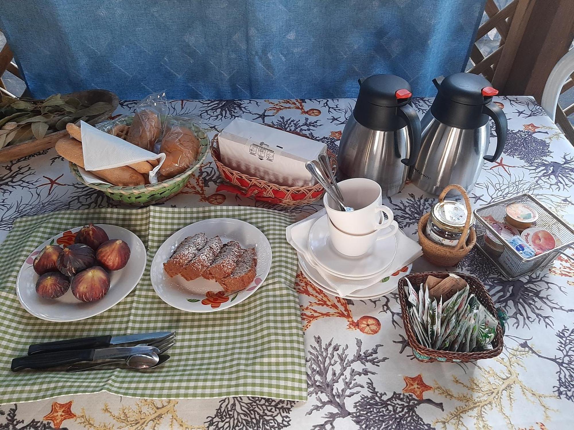 Tom E Jerry Bed & Breakfast Domus De Maria Luaran gambar